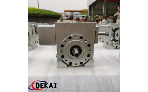 精密小間隙蝸輪蝸桿減速機(jī)伺服雙導(dǎo)程