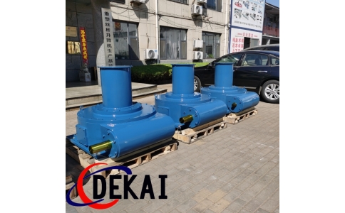 定制500二次包絡(luò)減速機(jī)德凱生產(chǎn)廠家